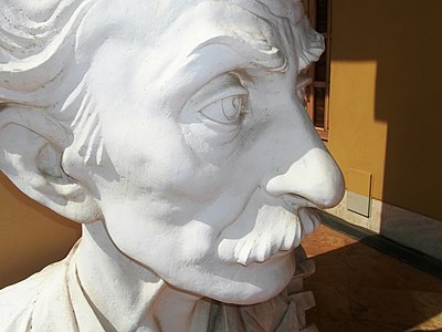 The statue of Nima Yooshij.jpg