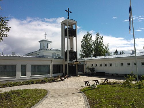 Lintula Holy Trinity Convent 07.jpg